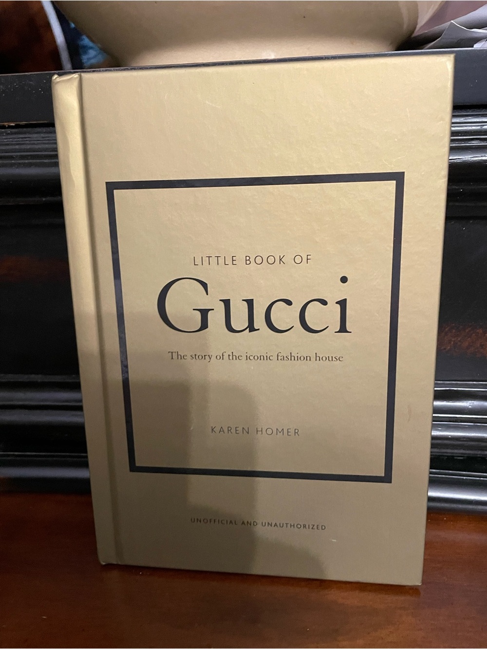 Little Book of Gucci - Beige Cover new